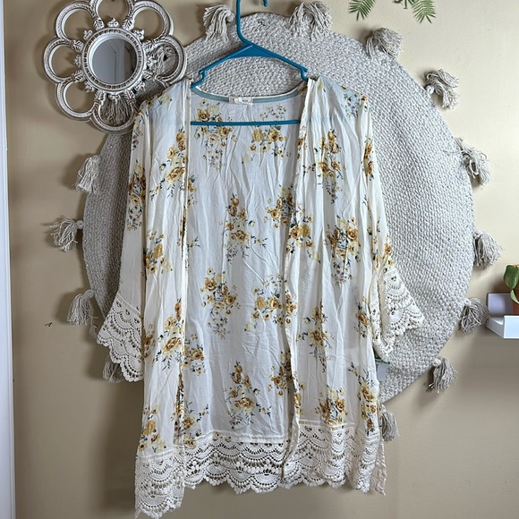 mason&belle Tops - Mason & belle sheer floral cardigan